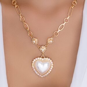Sariah Heart Necklace